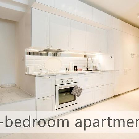White Apartments With Ac By Kovee Bratislava Ngoại thất bức ảnh