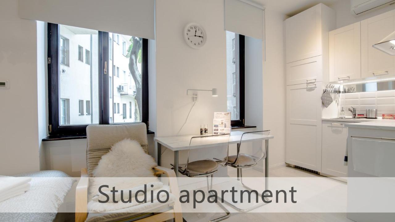 White Apartments With Ac By Kovee Bratislava Ngoại thất bức ảnh