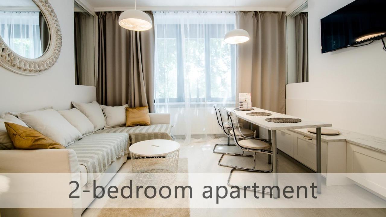 White Apartments With Ac By Kovee Bratislava Ngoại thất bức ảnh