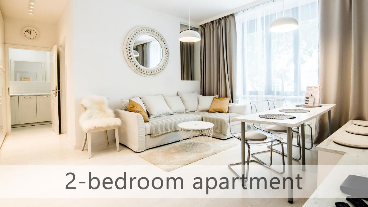 White Apartments With Ac By Kovee Bratislava Ngoại thất bức ảnh